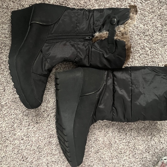 Winter platform boots - Picture 3 of 3